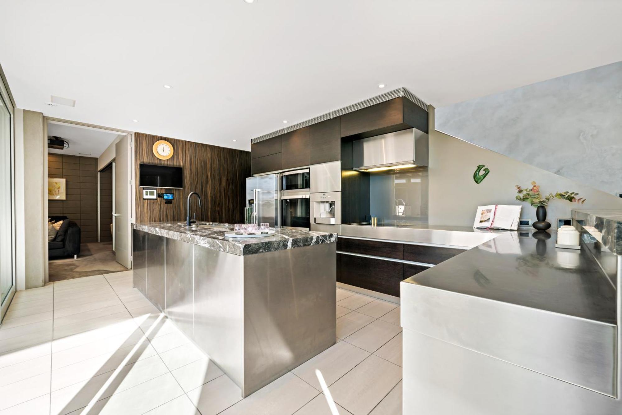 Luxury Nestled In Nature Villa *